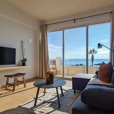 Phaedrus Living: Seaview Luxury Flat Paphinia 204 Apartament *